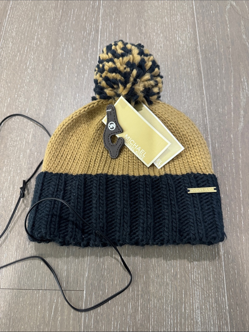 MICHAEL Michael Kors Kids Two-Tone Pom Beanie in Mustard and Black